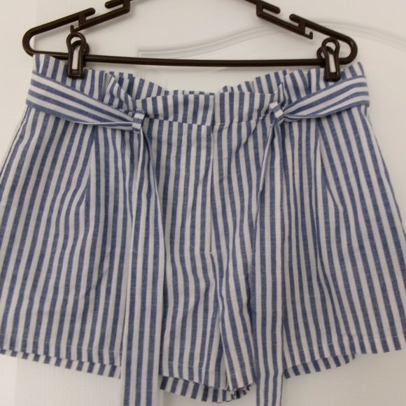 New Love Tree Chambray High Rise Paper Bag Shorts w/ Pockets L Large Blue White - Picture 2 of 9
